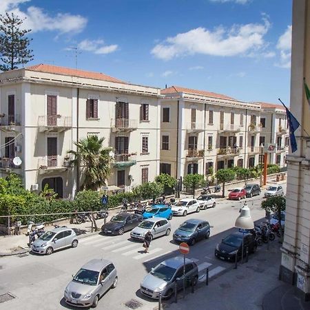 סירקוזה Casa Vacanze L'Altra Diaz מראה חיצוני תמונה