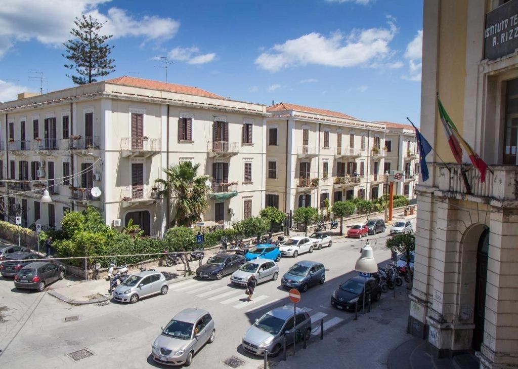 סירקוזה Casa Vacanze L'Altra Diaz מראה חיצוני תמונה