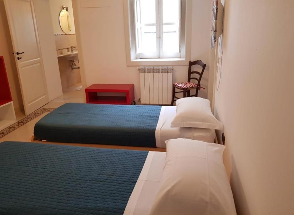 סירקוזה Casa Vacanze L'Altra Diaz מראה חיצוני תמונה
